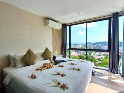 Baan Saint-Tropez Seaview Villas Kata Beach – Foto 2
